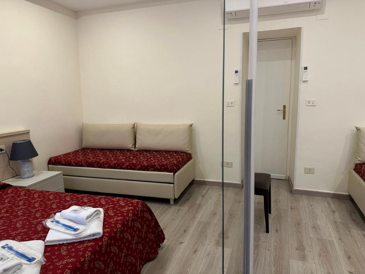 Casa Vacanza Vahid Rzym Zewnętrze zdjęcie